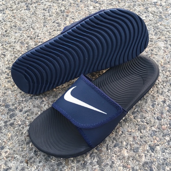 nike adjustable flip flops
